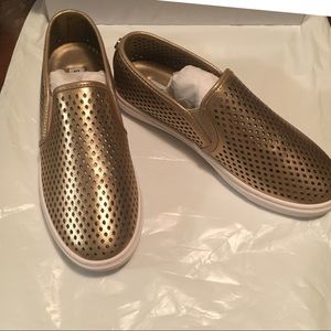 Steve Madden  Perforated Slip-On Flatform
